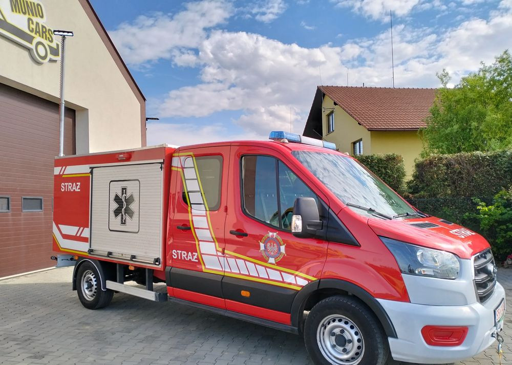 Ford Transit 2.0 TDCI Straż Strażacki Pożarniczy - Truk pemadam kebakaran: gambar 4 Ford Transit 2.0 TDCI Straż Strażacki Pożarniczy - Truk pemadam kebakaran: gambar 4
