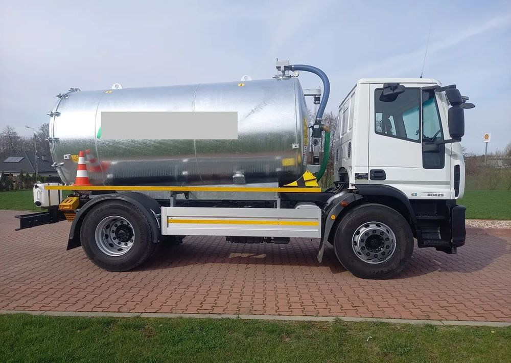 Iveco EURO CARGO 180 E 25 EURO 5 ASENIZACJA ASENIZACYJNY BECZKA - Truk tangki: gambar 4 Iveco EURO CARGO 180 E 25 EURO 5 ASENIZACJA ASENIZACYJNY BECZKA - Truk tangki: gambar 4