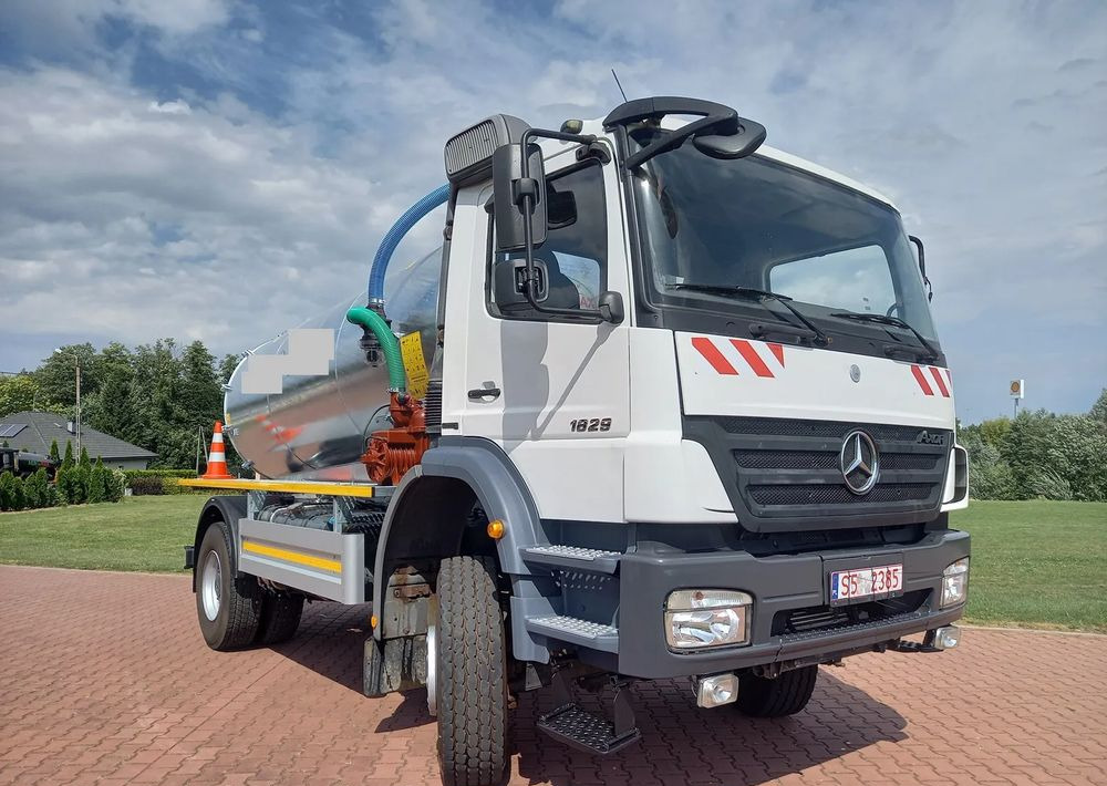 Mercedes-Benz AXOR 1829 4X4 4 WD ALLOARD - Truk tangki: gambar 3 Mercedes-Benz AXOR 1829 4X4 4 WD ALLOARD - Truk tangki: gambar 3