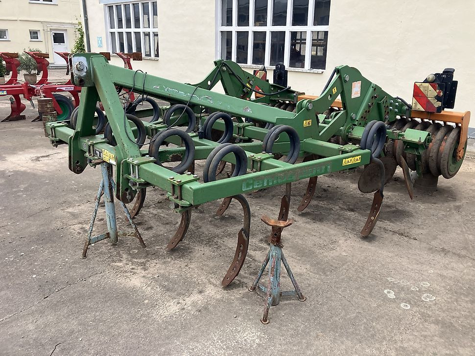 Petani Türpisch Landmaschinen
Herr Christian Türpisch -: gambar 1