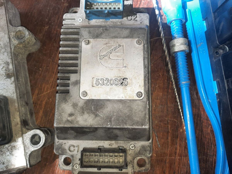Cummins 239Kvt - ECU: gambar 2 Cummins 239Kvt - ECU: gambar 2
