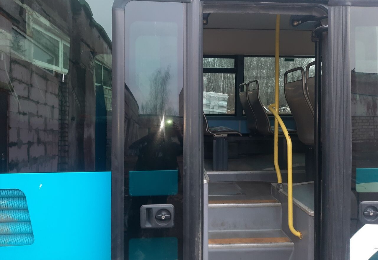 IVECO IRISBUS CROSSWAY LOW ENTRY - Bus kota: gambar 2 IVECO IRISBUS CROSSWAY LOW ENTRY - Bus kota: gambar 2