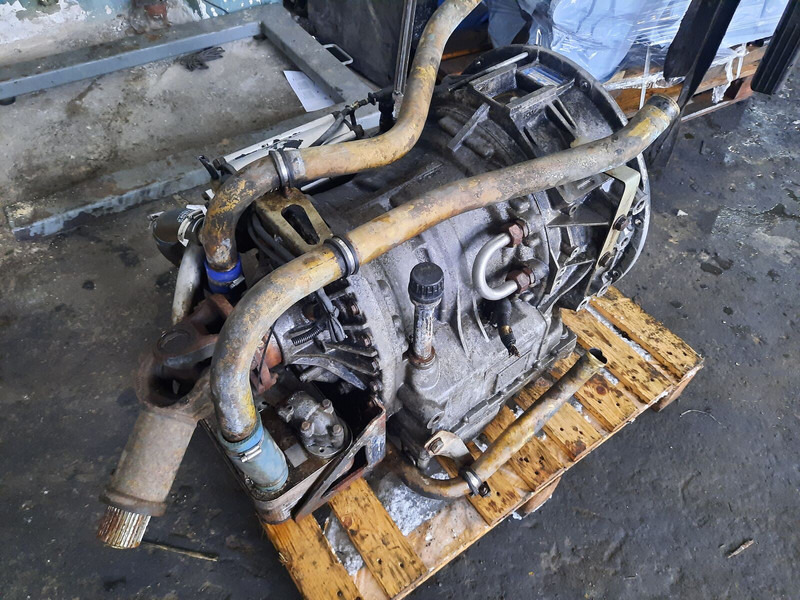 Iveco ZF 6HP604C Cursor 8. 6HP594C - Gearbox: gambar 4 Iveco ZF 6HP604C Cursor 8. 6HP594C - Gearbox: gambar 4