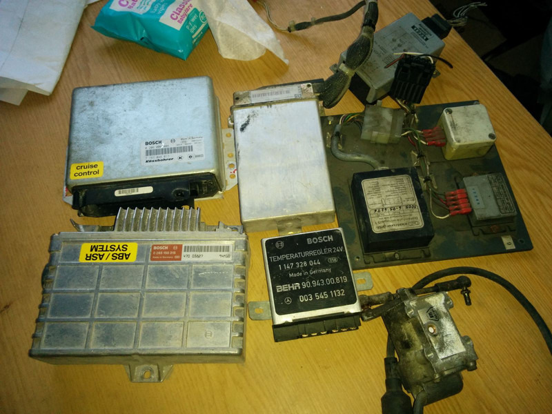 MAN Intarder EST-32 ZF-6009058022 - ECU: gambar 4 MAN Intarder EST-32 ZF-6009058022 - ECU: gambar 4