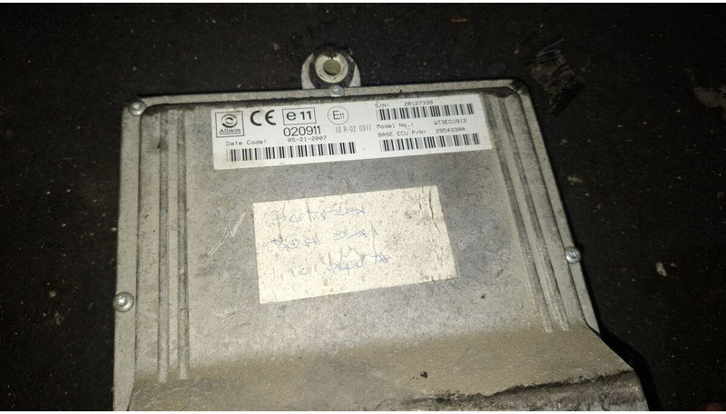 Mercedes-Benz - ECU: gambar 5 Mercedes-Benz - ECU: gambar 5