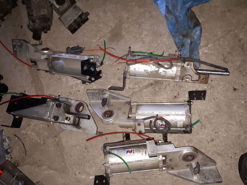 Neoplan BODE цилиндр закрытия - Silinder hidrolik: gambar 4 Neoplan BODE цилиндр закрытия - Silinder hidrolik: gambar 4