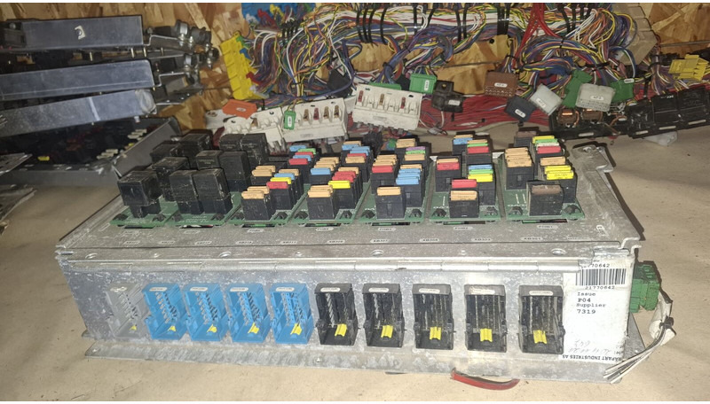 Scania - Sistem listrik: gambar 2 Scania - Sistem listrik: gambar 2