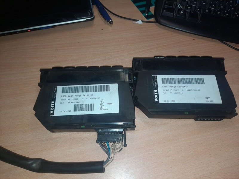 Scania Селектор переключения передач . - ECU: gambar 4 Scania Селектор переключения передач . - ECU: gambar 4