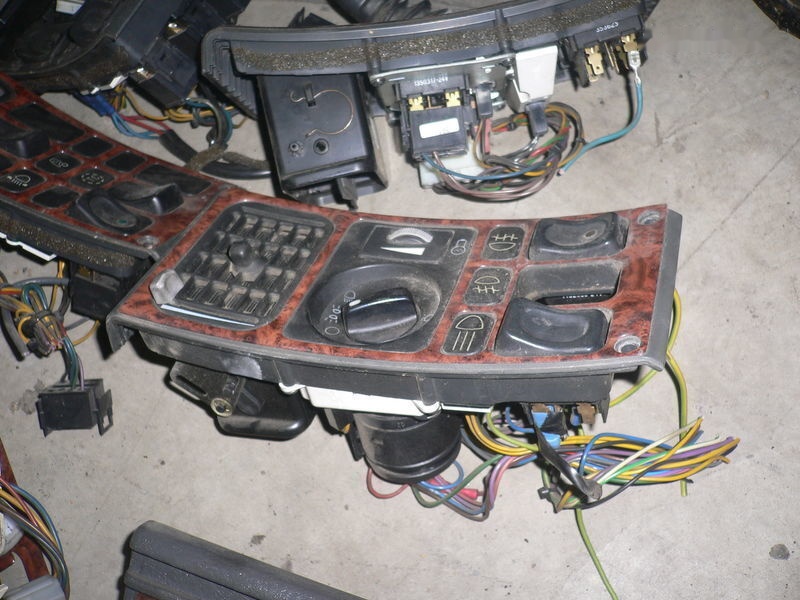 Scania Skaniya 14114092226214 Scania 124 truck - ECU untuk Truk: gambar 3 Scania Skaniya 14114092226214 Scania 124 truck - ECU untuk Truk: gambar 3