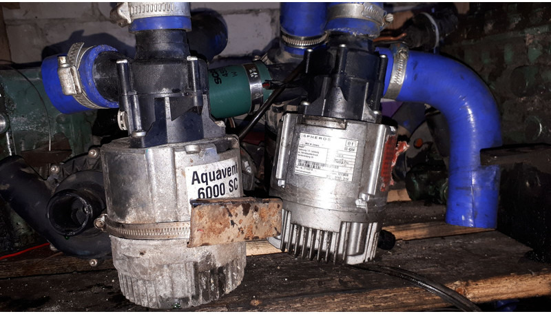 Scania Sphero U4856 - Pompa pendingin: gambar 2 Scania Sphero U4856 - Pompa pendingin: gambar 2