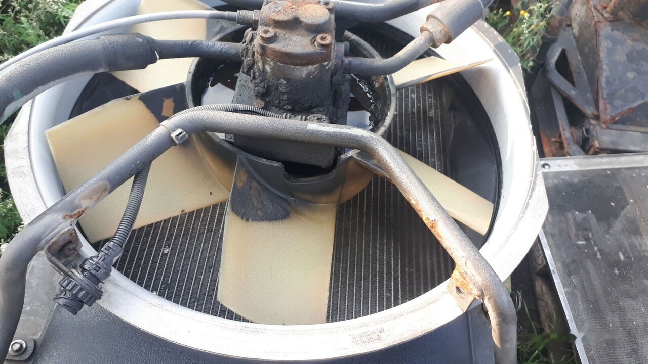 Scania man U Scania VEST/ 124 truck - Radiator untuk Truk: gambar 2 Scania man U Scania VEST/ 124 truck - Radiator untuk Truk: gambar 2