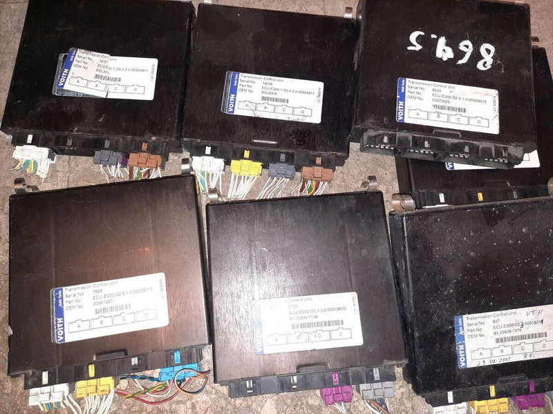 Voith ECU-E300 D2.3.0.0-00018011 - ECU: gambar 3 Voith ECU-E300 D2.3.0.0-00018011 - ECU: gambar 3