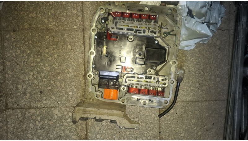 Volvo B12 - ECU: gambar 2 Volvo B12 - ECU: gambar 2