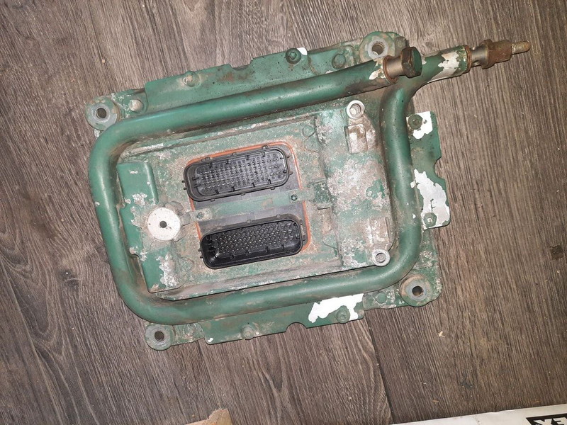Volvo D12 D7C D9 - ECU: gambar 3 Volvo D12 D7C D9 - ECU: gambar 3