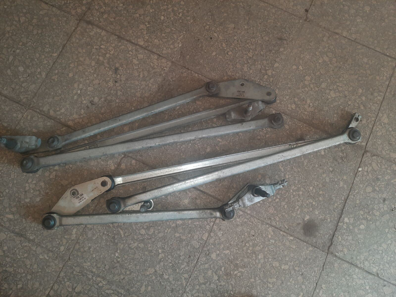 Volvo  - Wiper: gambar 1 Volvo  - Wiper: gambar 1