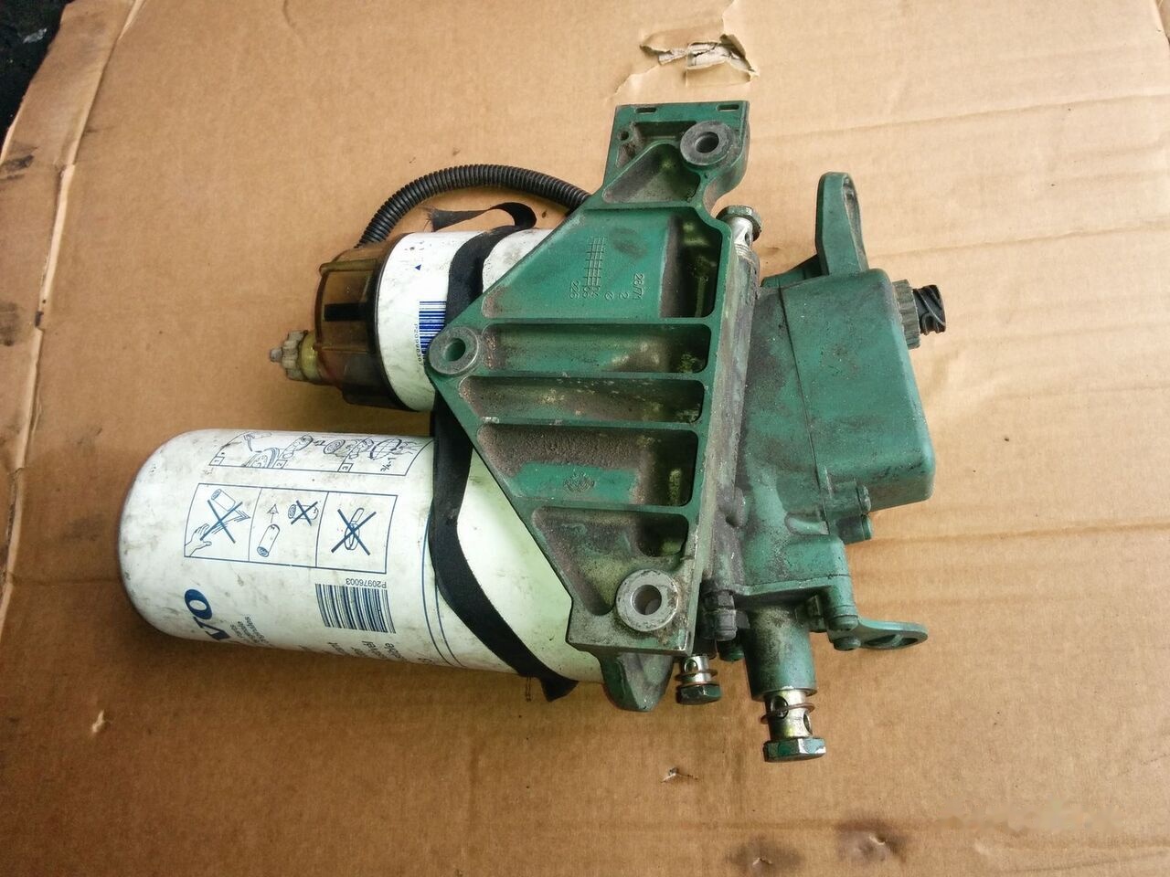 Volvo Pompa podkachki ABLU B12 s podkachkoy Volvo B12 - Filter bahan bakar untuk Bus: gambar 4 Volvo Pompa podkachki ABLU B12 s podkachkoy Volvo B12 - Filter bahan bakar untuk Bus: gambar 4