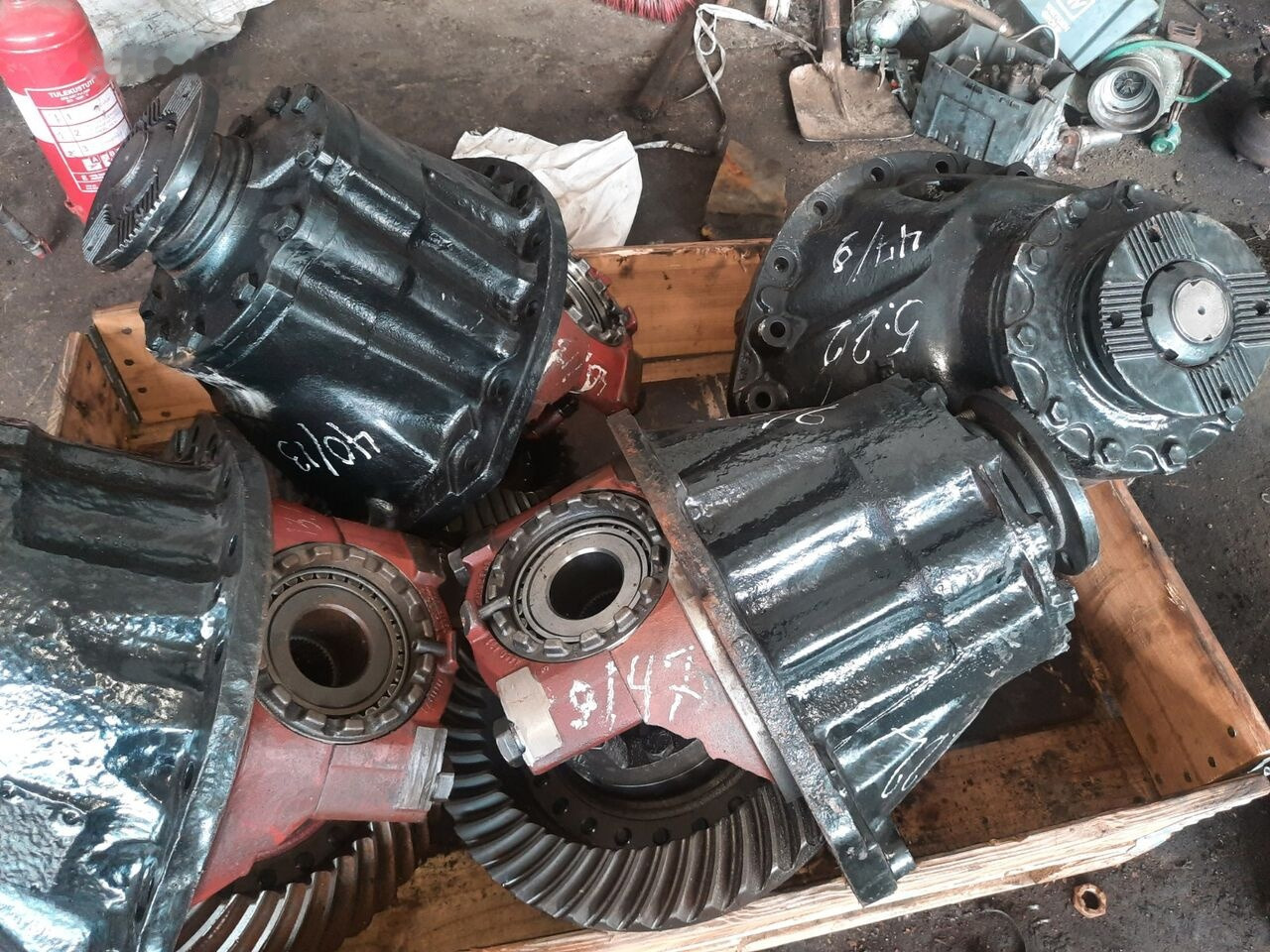 Volvo S91\PP .R9S . A-132 .RSS-1228B . RS1228SV. RS-1228C. RSS1344C. E Volvo B7R - Gigi diferensial untuk Bus: gambar 1 Volvo S91\PP .R9S . A-132 .RSS-1228B . RS1228SV. RS-1228C. RSS1344C. E Volvo B7R - Gigi diferensial untuk Bus: gambar 1