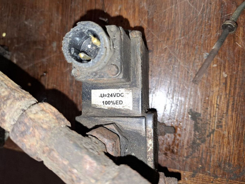 Volvo ZFLS / Herion - Silinder hidrolik: gambar 3 Volvo ZFLS / Herion - Silinder hidrolik: gambar 3