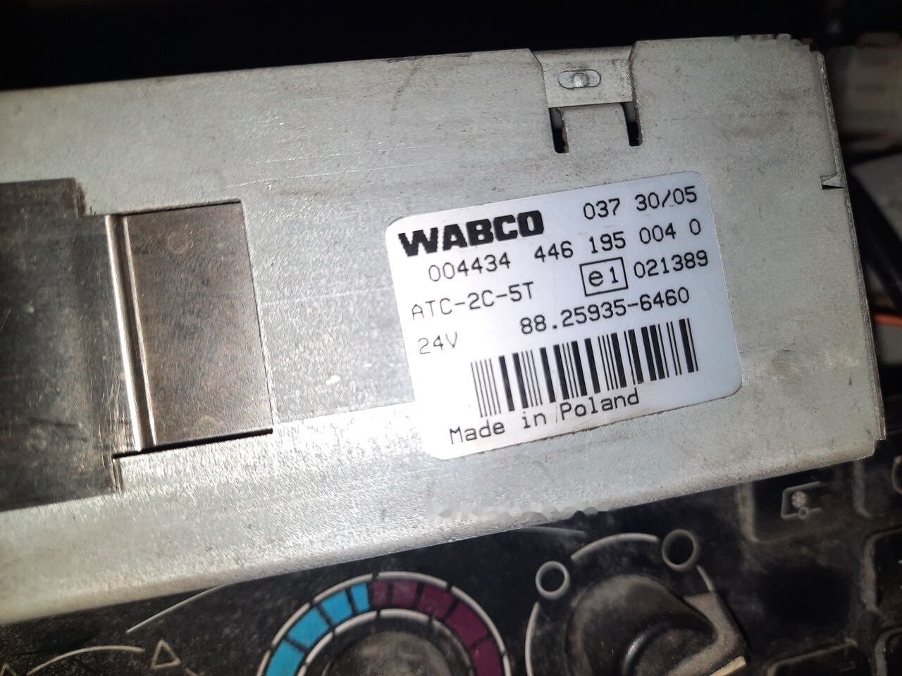 WABCO Klima . 446195040. Termoking Mercedes-Benz Bova/ MAN - Sistem listrik untuk Bus: gambar 4 WABCO Klima . 446195040. Termoking Mercedes-Benz Bova/ MAN - Sistem listrik untuk Bus: gambar 4