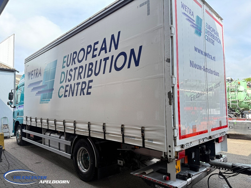 DAF CF 370 FA + Krone, Space Cab, Sliding roof, Loading lift, Euro 6 - Truk dengan terpal samping: gambar 4 DAF CF 370 FA + Krone, Space Cab, Sliding roof, Loading lift, Euro 6 - Truk dengan terpal samping: gambar 4