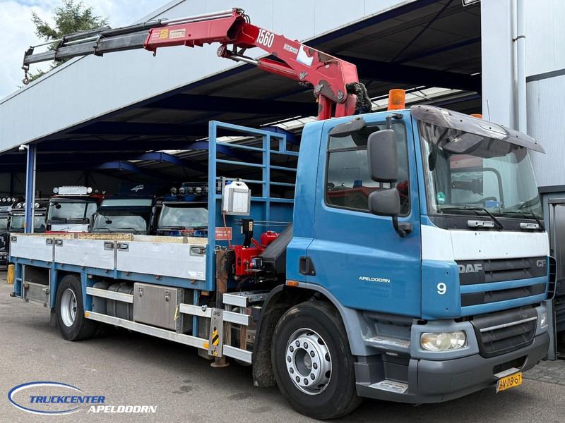 DAF CF 75.310 Handgeschakeld, Bladgeveerd, HMF 1560 K3 - Truk flatbed, Truk derek: gambar 1 DAF CF 75.310 Handgeschakeld, Bladgeveerd, HMF 1560 K3 - Truk flatbed, Truk derek: gambar 1