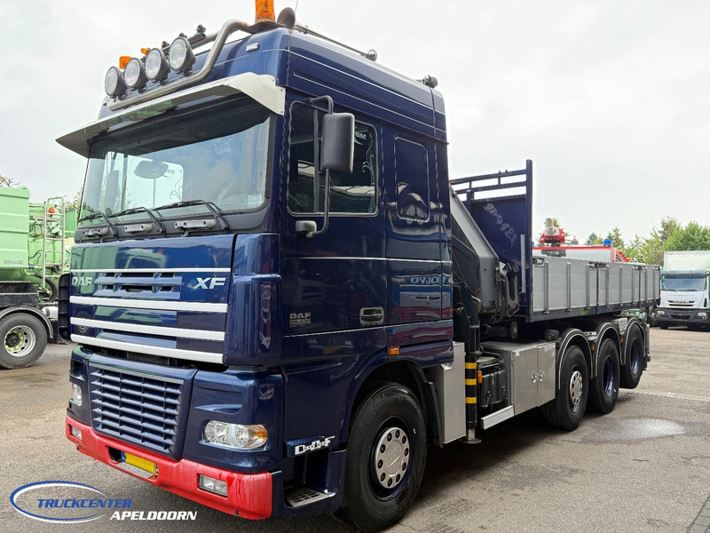 DAF XF 95.430 HIAB 330-5, 8x2 - Truk flatbed, Truk derek: gambar 3 DAF XF 95.430 HIAB 330-5, 8x2 - Truk flatbed, Truk derek: gambar 3