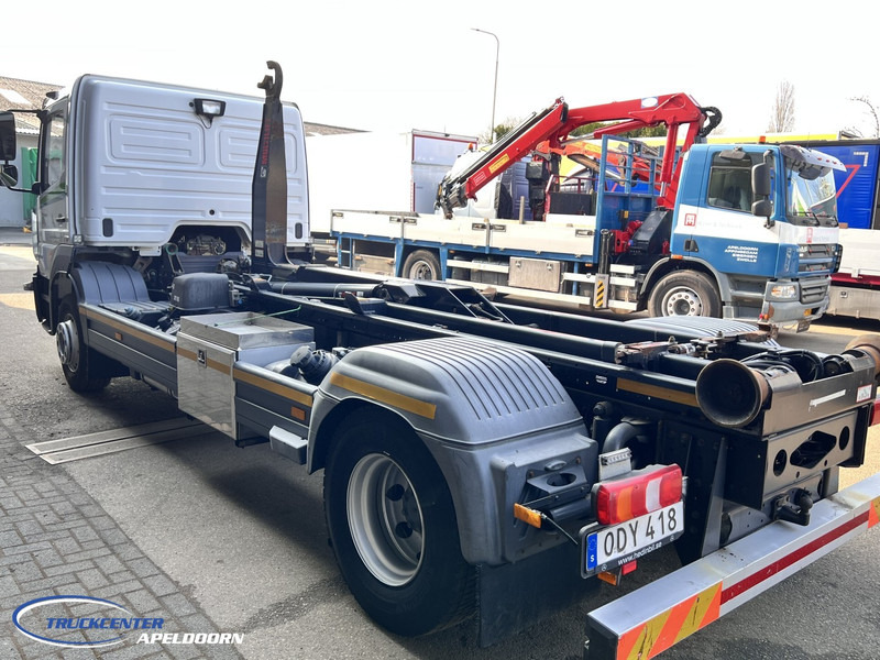 Mercedes-Benz Atego 1527 Manuel, Euro 6, HIAB 10 Tons - Hook lift: gambar 4 Mercedes-Benz Atego 1527 Manuel, Euro 6, HIAB 10 Tons - Hook lift: gambar 4
