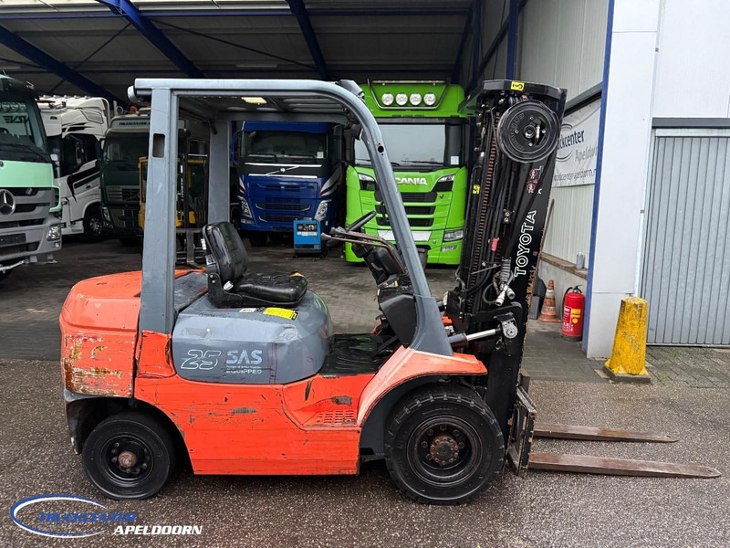 Toyota 7FDF25 Triplo, Extra functies - Forklift diesel: gambar 2 Toyota 7FDF25 Triplo, Extra functies - Forklift diesel: gambar 2