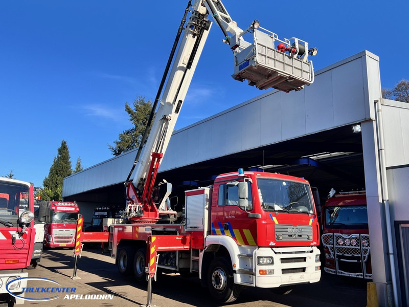 MAN TGA 26.350 Magirus ALP 320L = 32 meter, Waterpump, 6x4, Steel springs - Truk: gambar 2 MAN TGA 26.350 Magirus ALP 320L = 32 meter, Waterpump, 6x4, Steel springs - Truk: gambar 2