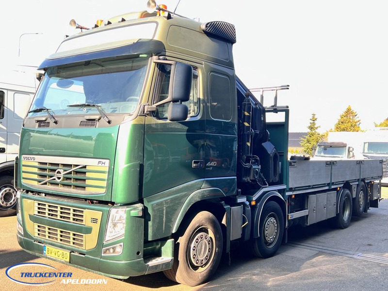 Volvo FH 440 HIAB 800 E4, 8x2 - Truk flatbed, Truk derek: gambar 3 Volvo FH 440 HIAB 800 E4, 8x2 - Truk flatbed, Truk derek: gambar 3