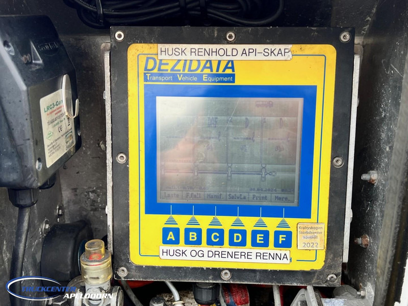 Volvo FH 500 Rohr 22150 Liter, 4 Comp., Retarder, ADR, 6x2 - Truk tangki: gambar 5 Volvo FH 500 Rohr 22150 Liter, 4 Comp., Retarder, ADR, 6x2 - Truk tangki: gambar 5