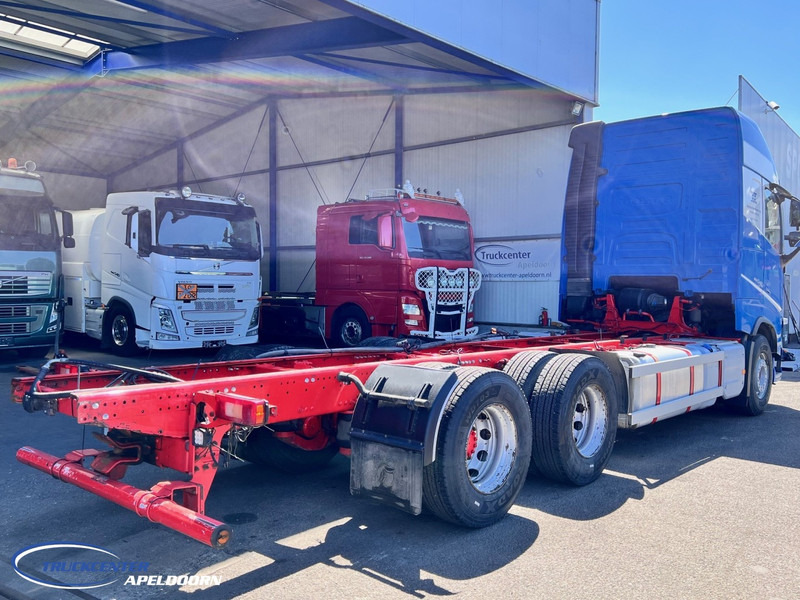 Volvo FH 540 6x4, Dual clutch, XL Globetrotter, PTO, Retarder - Truk sasis: gambar 2 Volvo FH 540 6x4, Dual clutch, XL Globetrotter, PTO, Retarder - Truk sasis: gambar 2