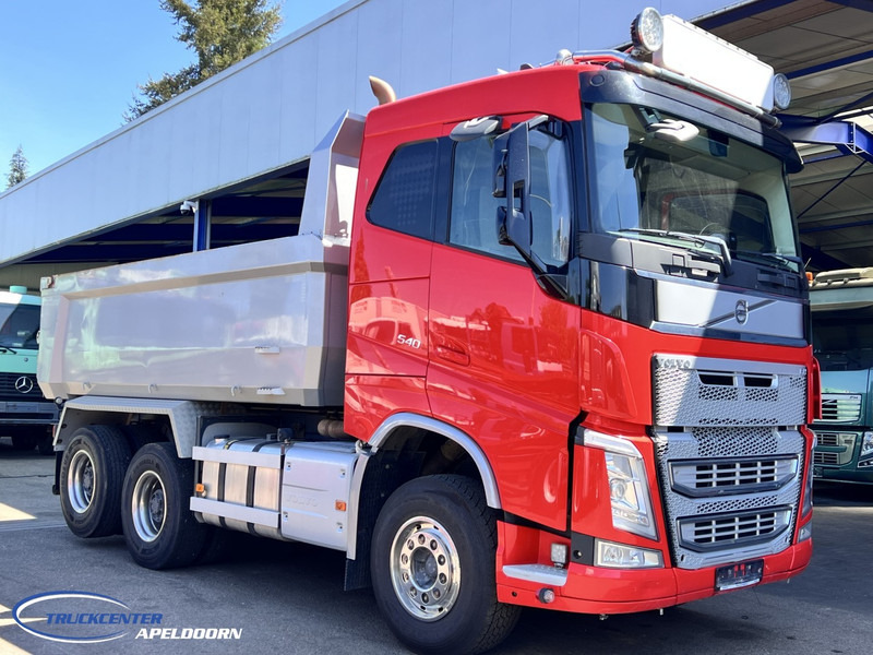 Volvo FH 540 6x4 Tandem lift!, Retarder, Big axles - Truk jungkit: gambar 1 Volvo FH 540 6x4 Tandem lift!, Retarder, Big axles - Truk jungkit: gambar 1