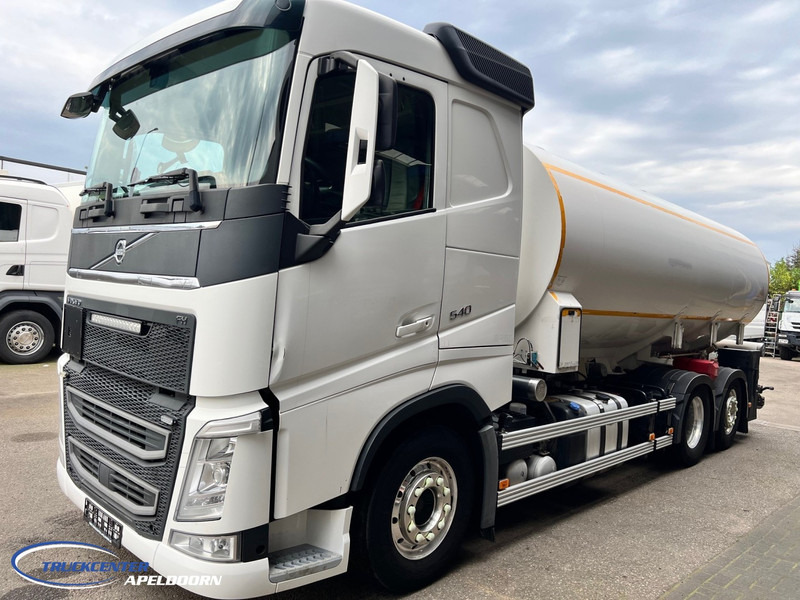 Volvo FH 540 LAG 20600 Liter ADR, 4 Comp. - Truk tangki: gambar 3 Volvo FH 540 LAG 20600 Liter ADR, 4 Comp. - Truk tangki: gambar 3