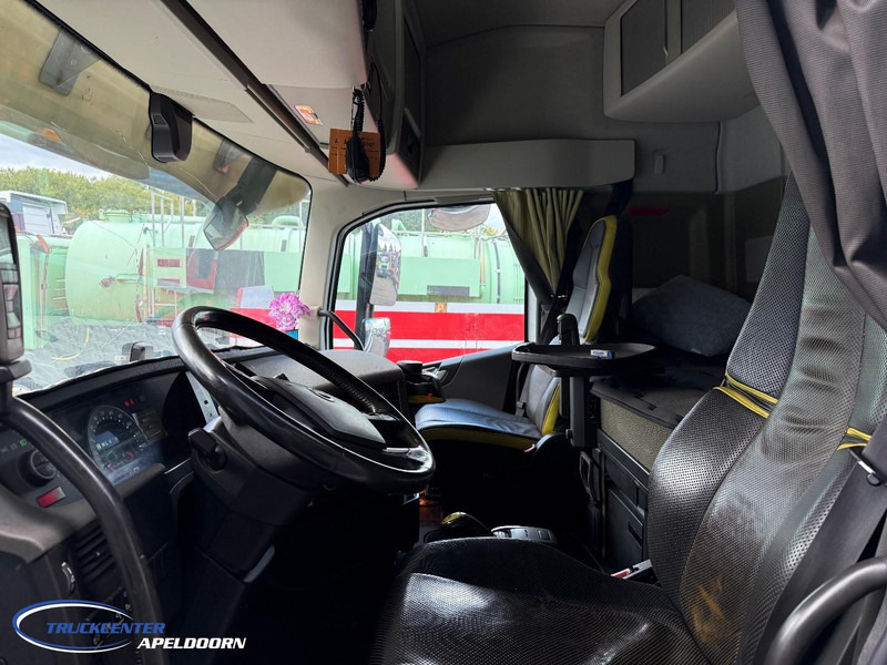 Truk logging, Truk derek Volvo FH 650 6x4, FTG V1000X.81 Houtkraan: gambar 7 Truk logging, Truk derek Volvo FH 650 6x4, FTG V1000X.81 Houtkraan: gambar 7