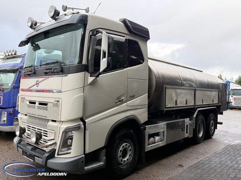 Volvo FH 750 6x2, Retarder, 15000 Liter RVS tank - Truk tangki: gambar 3 Volvo FH 750 6x2, Retarder, 15000 Liter RVS tank - Truk tangki: gambar 3