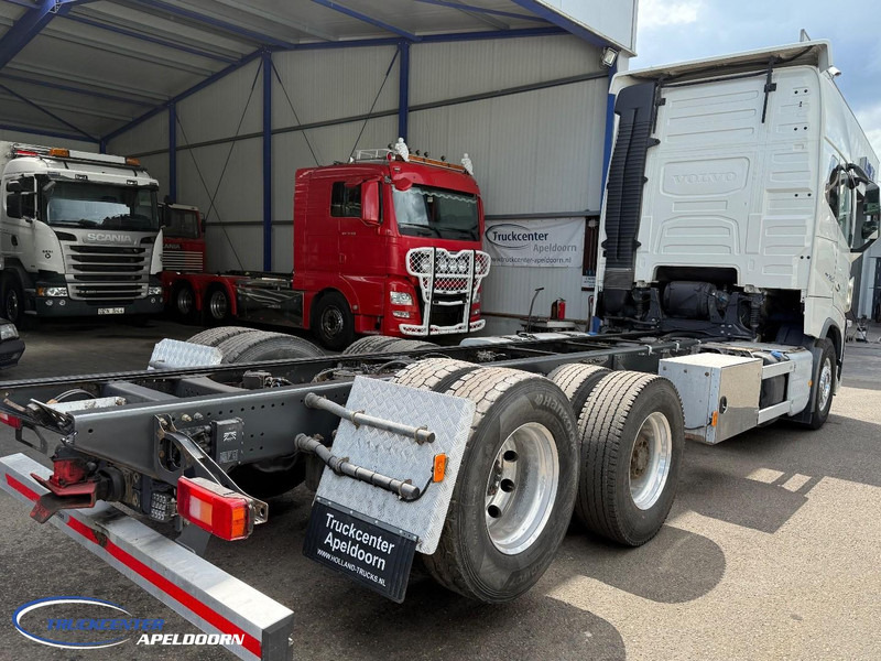 Volvo FH 750 Globetrotter XL, Retarder, 460 WB, Reduction axle, Pto - Truk sasis: gambar 2 Volvo FH 750 Globetrotter XL, Retarder, 460 WB, Reduction axle, Pto - Truk sasis: gambar 2