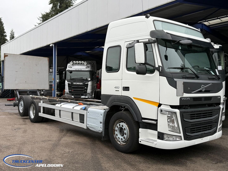 Volvo FM 410 379000 km, 6x2, Globetrotter - Truk sasis: gambar 1 Volvo FM 410 379000 km, 6x2, Globetrotter - Truk sasis: gambar 1