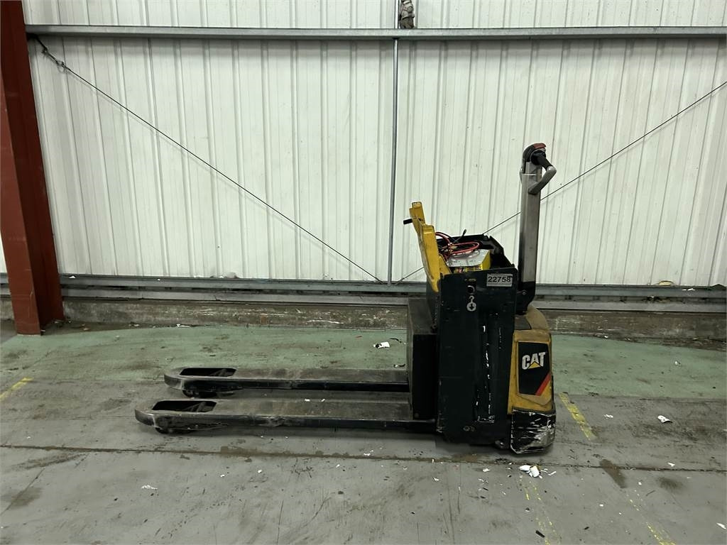 CAT NPP20N2 - Truk pallet: gambar 1 CAT NPP20N2 - Truk pallet: gambar 1