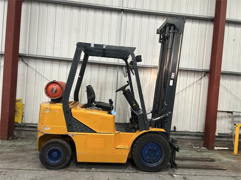 Daewoo G25E-3 - Forklift LPG: gambar 5 Daewoo G25E-3 - Forklift LPG: gambar 5