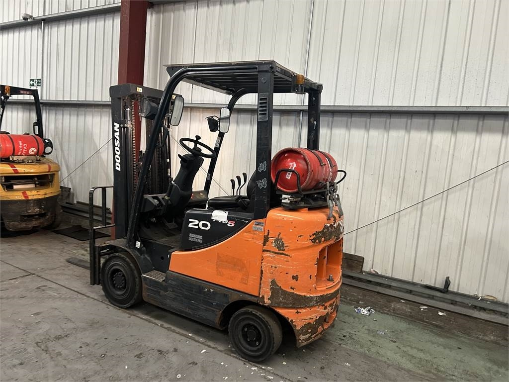Doosan G20SC-5 - Forklift LPG: gambar 3 Doosan G20SC-5 - Forklift LPG: gambar 3
