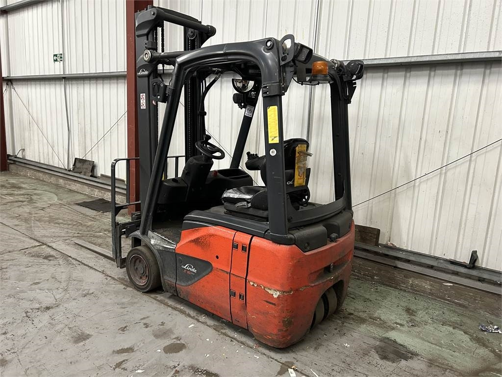 Linde E16C-02 - Forklift listrik: gambar 3 Linde E16C-02 - Forklift listrik: gambar 3