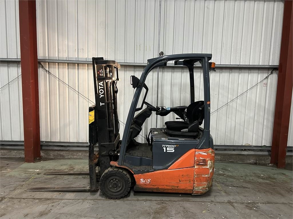 Toyota 8FBE15T - Forklift listrik: gambar 1 Toyota 8FBE15T - Forklift listrik: gambar 1