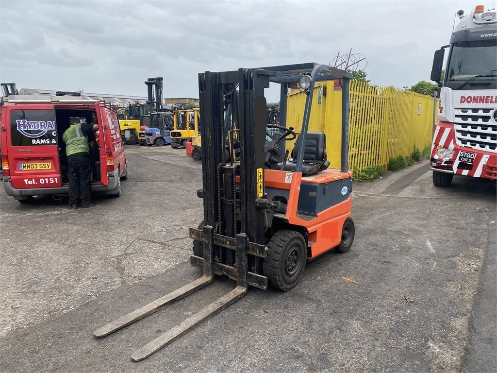 Toyota FBM16  - Forklift listrik: gambar 2 Toyota FBM16  - Forklift listrik: gambar 2