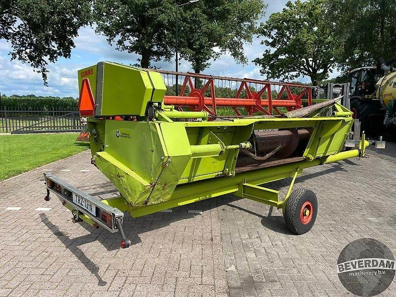 Lampiran pemanen Claas maaibord 400: gambar 6