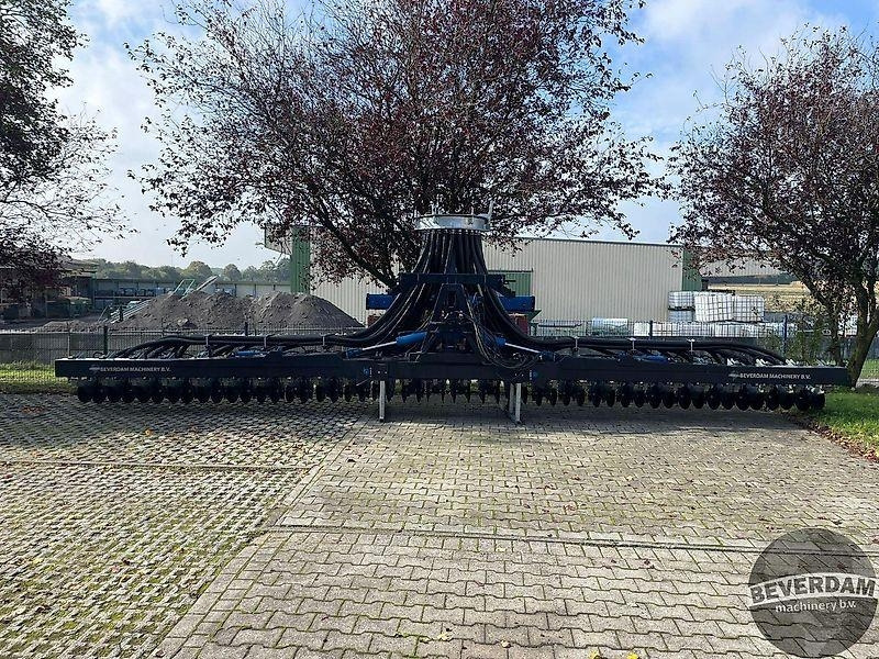 Duport All Track Profi DW9452  - Peralatan pemupukan: gambar 2 Duport All Track Profi DW9452  - Peralatan pemupukan: gambar 2