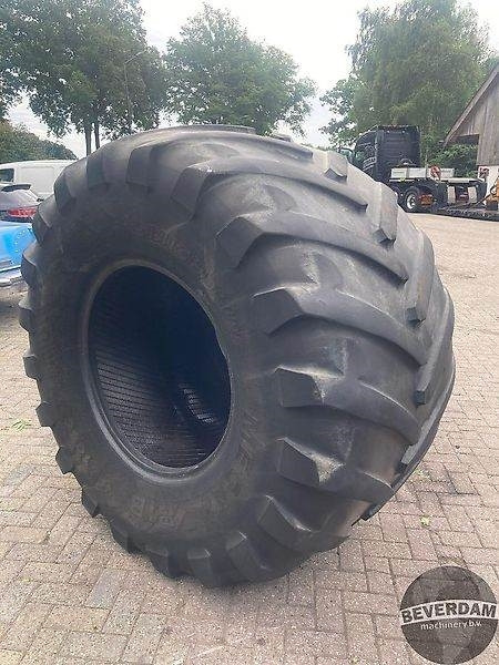 Michelin MEGA BIB 1050/50R32 - Ban untuk Peralatan pertanian: gambar 5 Michelin MEGA BIB 1050/50R32 - Ban untuk Peralatan pertanian: gambar 5