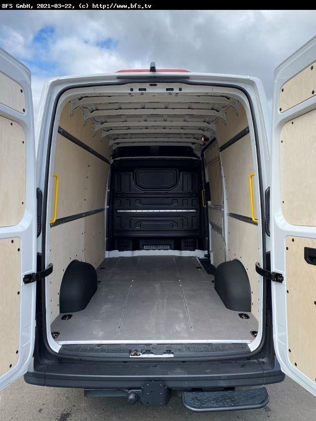 MAN TGE 3.180 4x2 F SB Frontantrieb/ 3 Sitzer, Autom - Van panel: gambar 4 MAN TGE 3.180 4x2 F SB Frontantrieb/ 3 Sitzer, Autom - Van panel: gambar 4