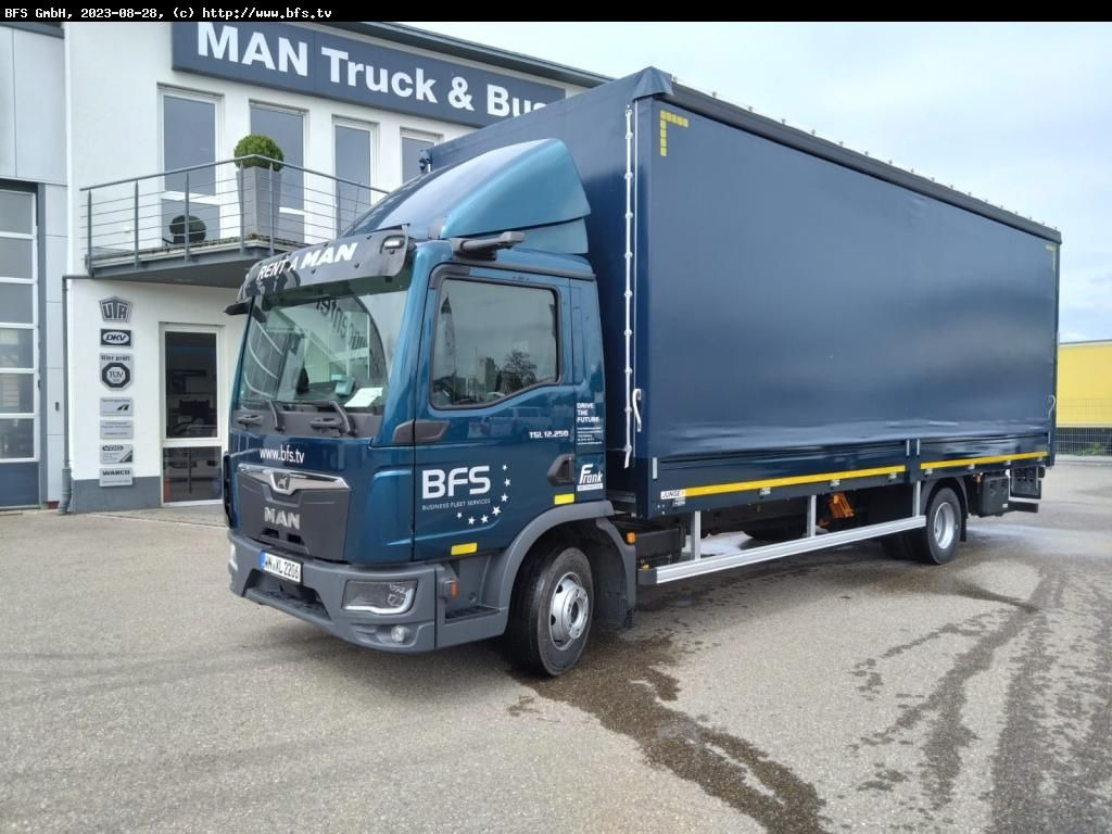 MAN TGL (TG3) 12.250 4x2 BL CH Plane und Spiegel, LB - Truk dengan terpal samping: gambar 1 MAN TGL (TG3) 12.250 4x2 BL CH Plane und Spiegel, LB - Truk dengan terpal samping: gambar 1
