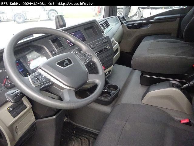 MAN TGL (TG3) 8.220 4x2 BB CH Automatik, Kugelkopf, - Van jungkit: gambar 4 MAN TGL (TG3) 8.220 4x2 BB CH Automatik, Kugelkopf, - Van jungkit: gambar 4